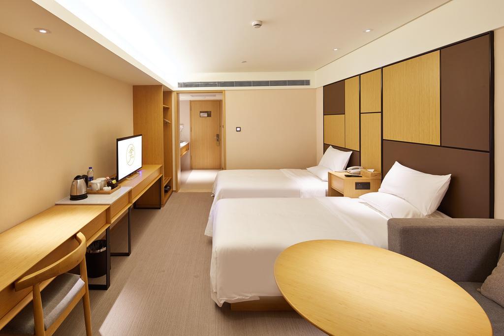 Ji Hotel Chengdu West Hi-Tech Zone Longhu Room photo